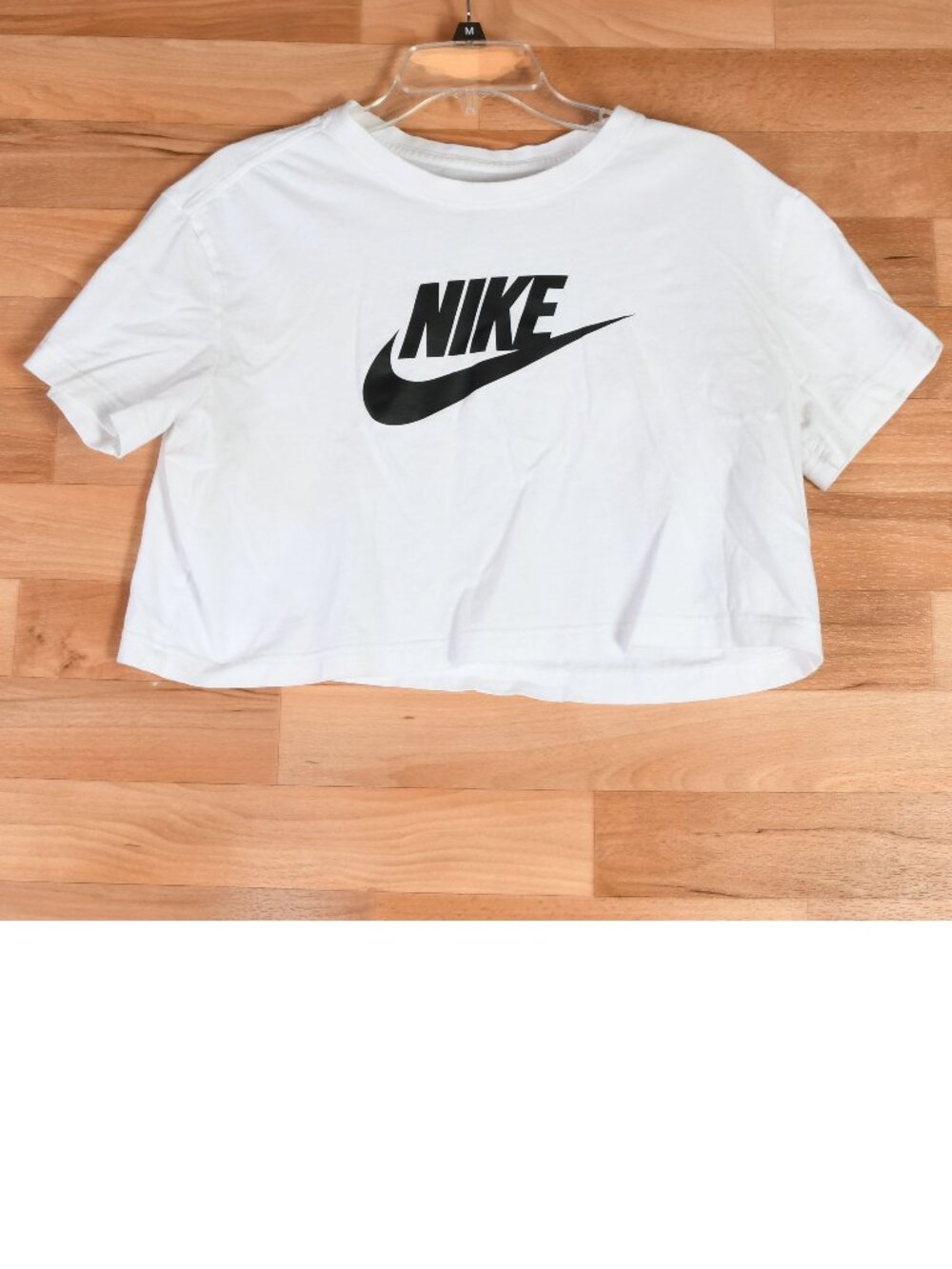 Nike Size Medium White Cropped T Shirt Graphic Logo Tee
